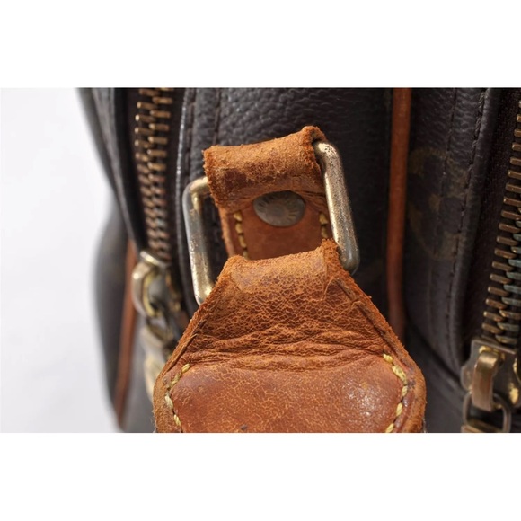 Louis Vuitton Reporter PM Monogram Crossbody Bag - Picture 12 of 16